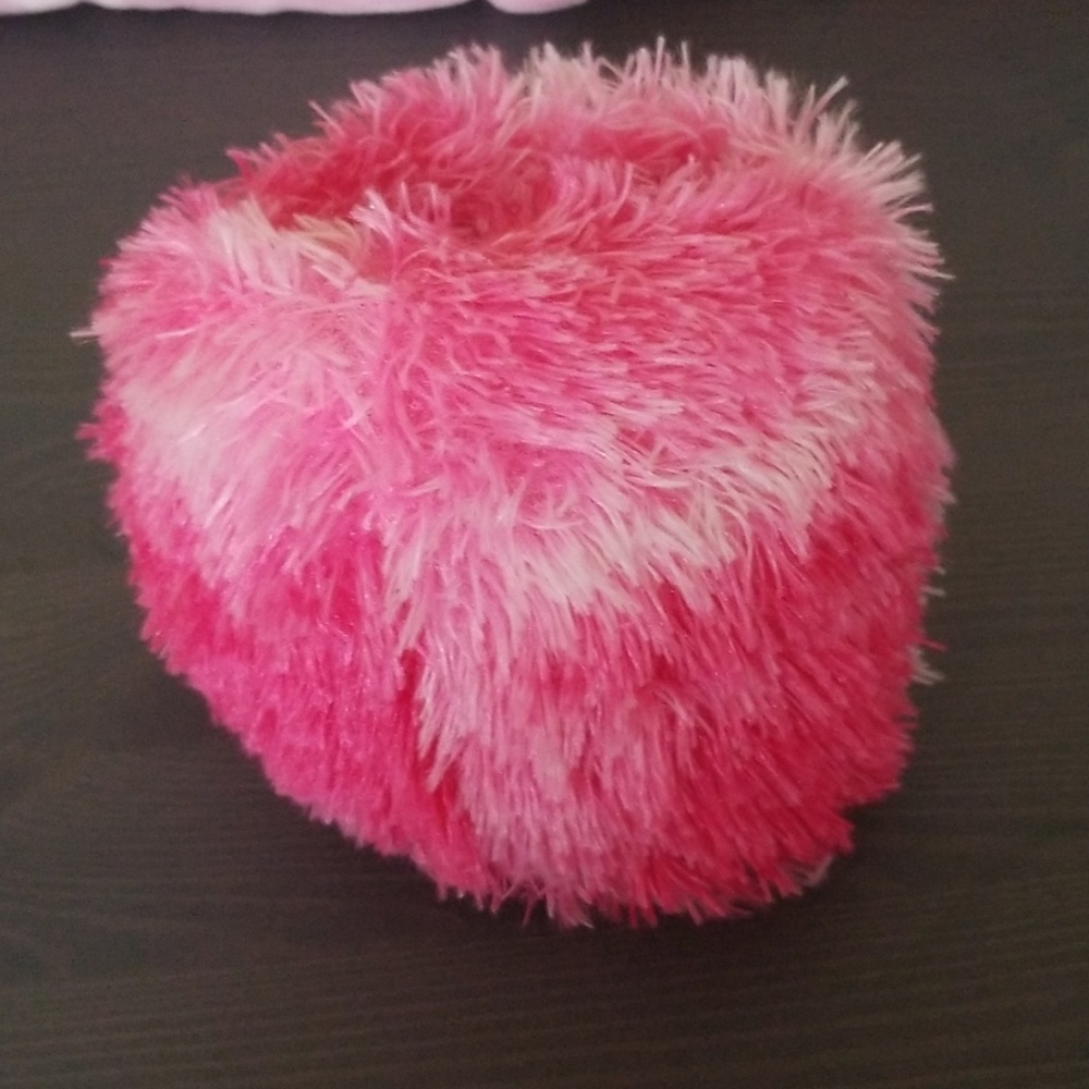 Pink fluffy phone holder